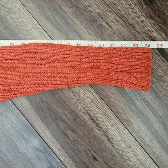 Hand Knit Ribbed Sweater - Picture 3 of 7